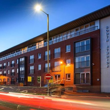 Luxury City Apartment Underground Parking 5* Belfast Eksteriør bilde