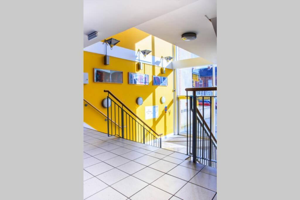 Luxury City Apartment Underground Parking 5* Belfast Eksteriør bilde